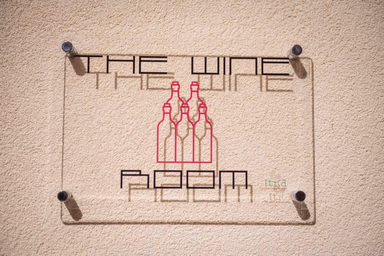 The Wine Room Castelbuono  Εξωτερικό φωτογραφία